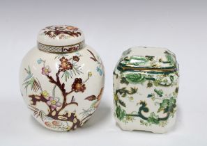 Masons ginger jar together with a Masons box with lid, 15 x 17cm (2)