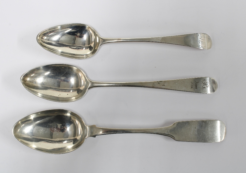 Scottish provincial silver dessert spoon, fiddle pattern, Alexander Grant, Aberdeen c1825, an old