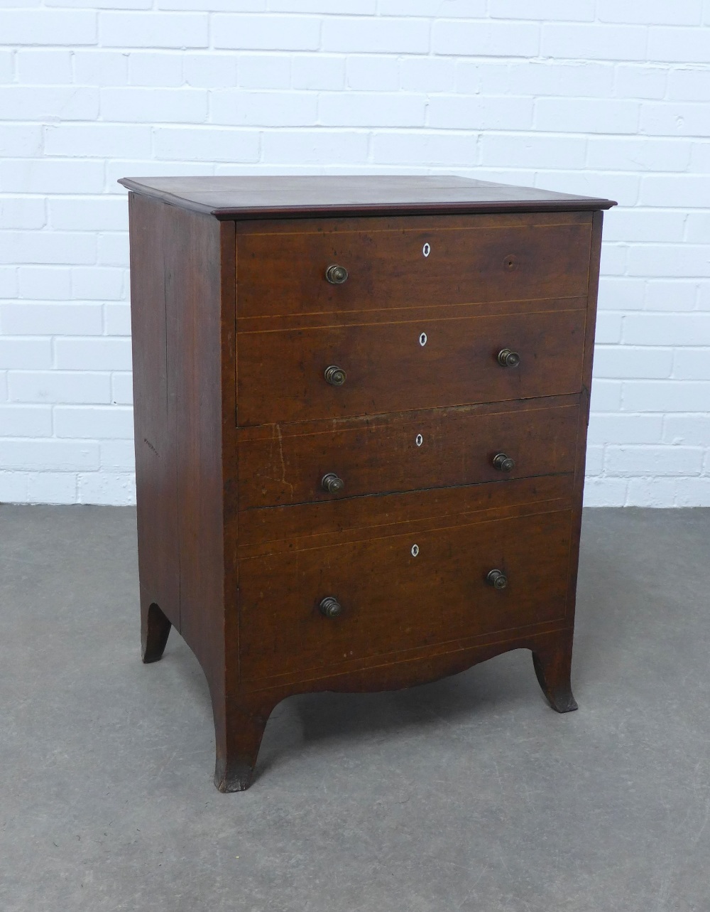 Georgian mahogany commode in the form of a chest of drawers, with dummy drawers 59 x 78 x 46cm.