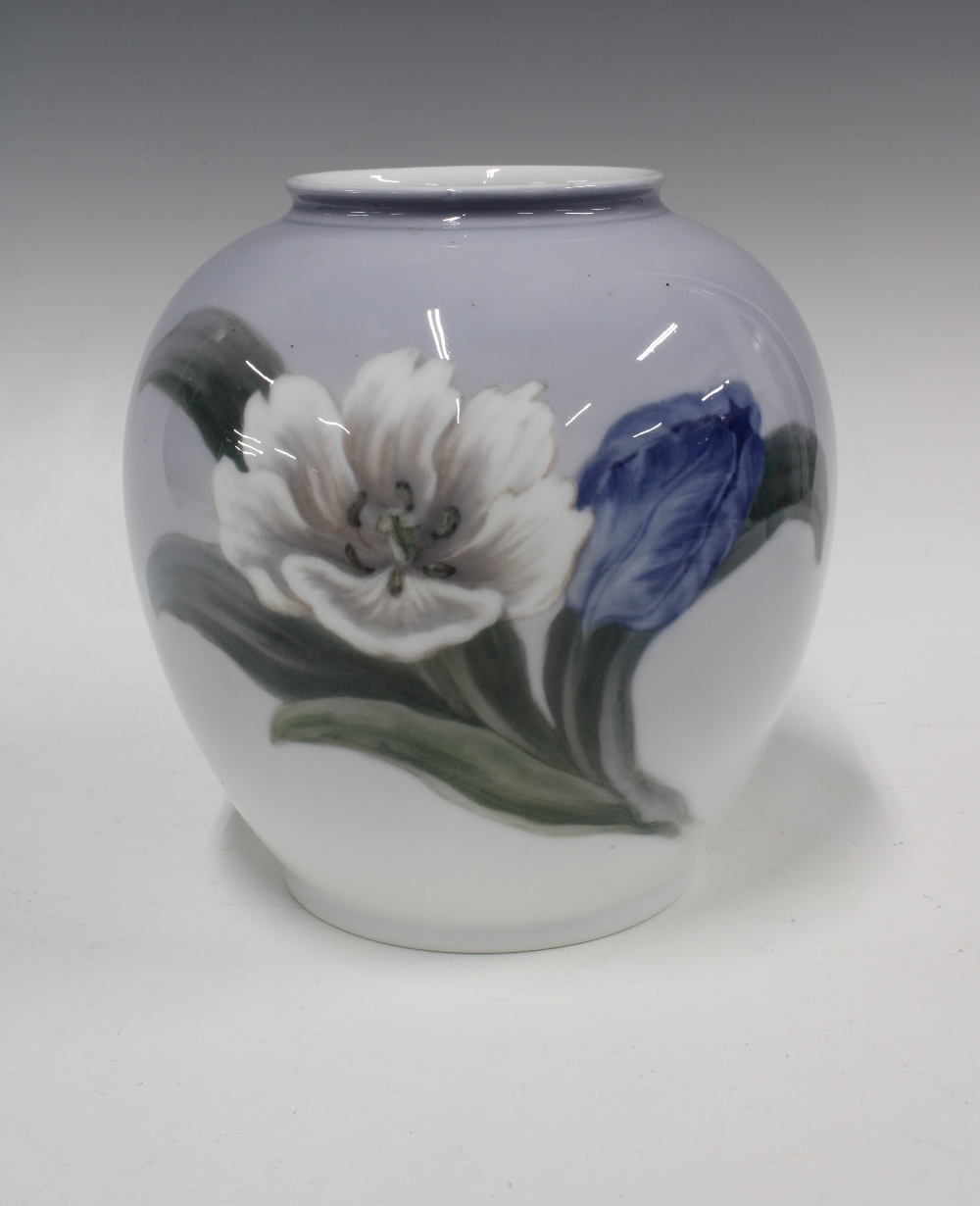 Royal Copenhagen vase, pattern number 2626, 20cm