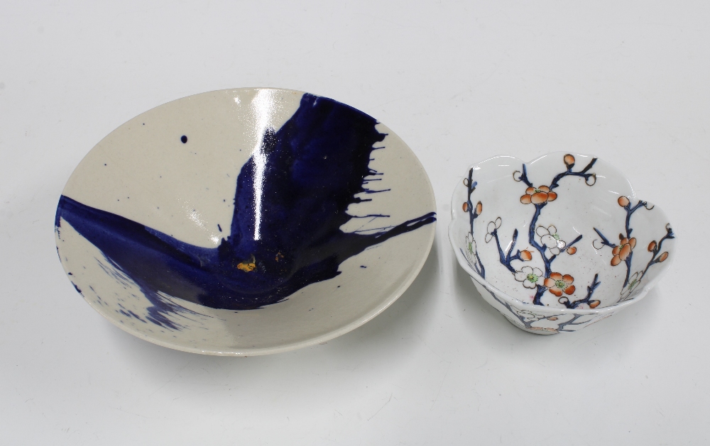 Chinese famille verte bowl, a modern blue and white bowl, Japanese prunus pattern bowl and a faience - Image 2 of 7
