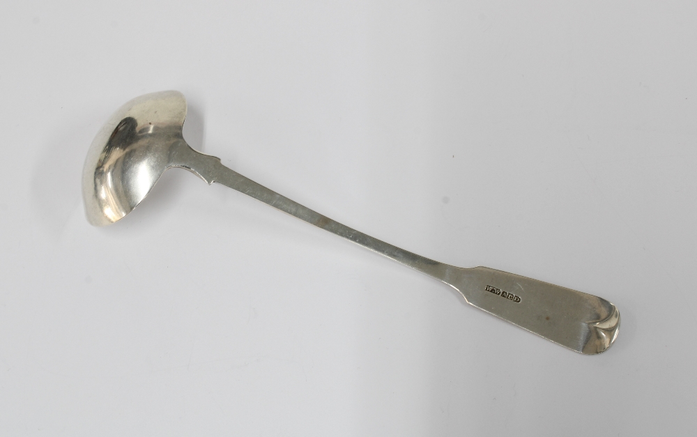 Scottish provincial silver toddy ladle, fiddle pattern, William Whitecross, Aberdeen c1825, 17cm - Image 2 of 4