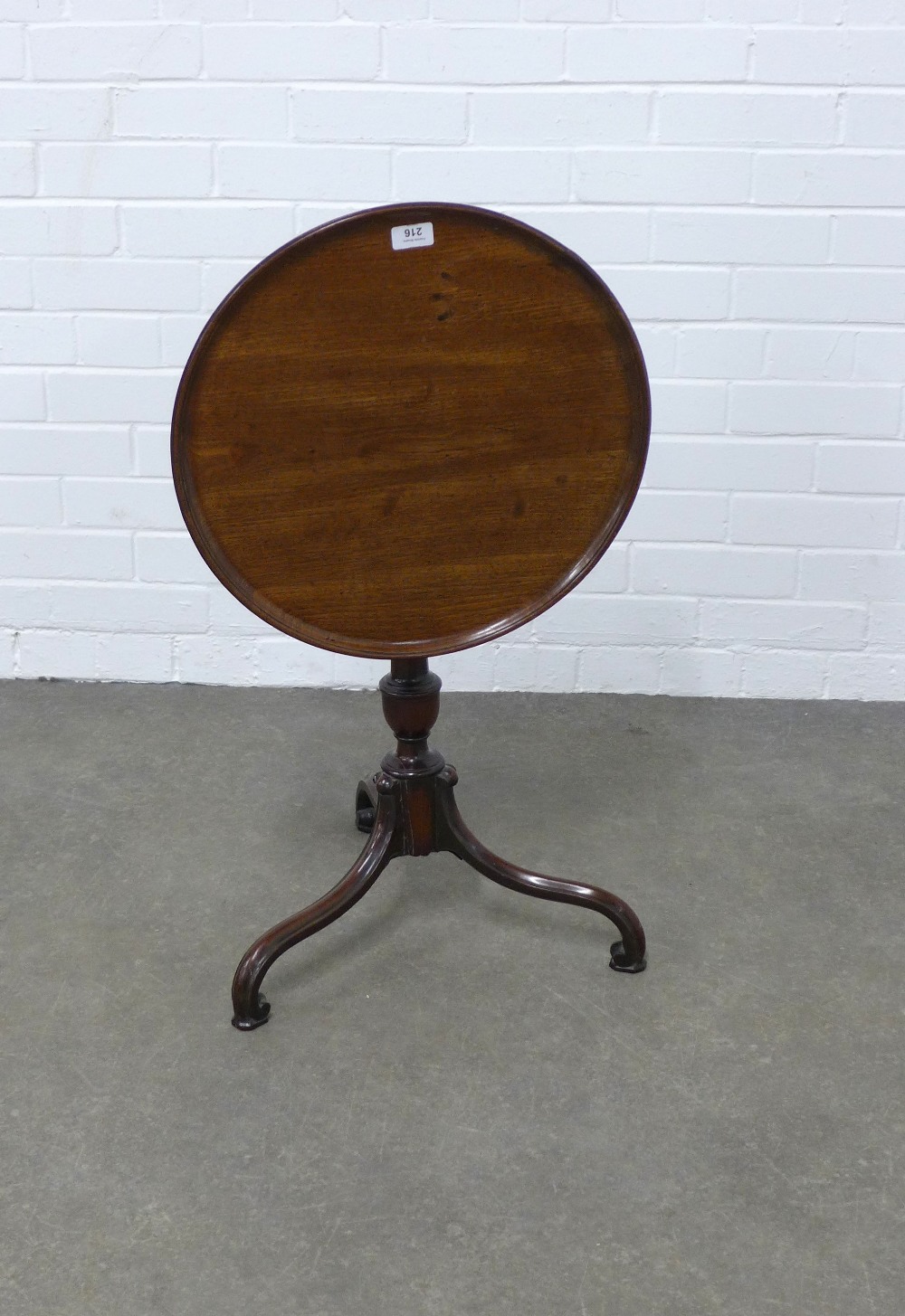 Mahogany tilt top wine table with a circular dished top, on a pedestal base with elegant tripod legs - Image 4 of 4