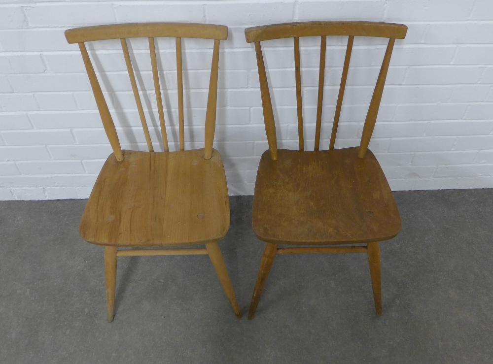 Pair of Ercol blonde elm stick back chairs, 39 x 79 x 33cm. (2) - Image 3 of 4