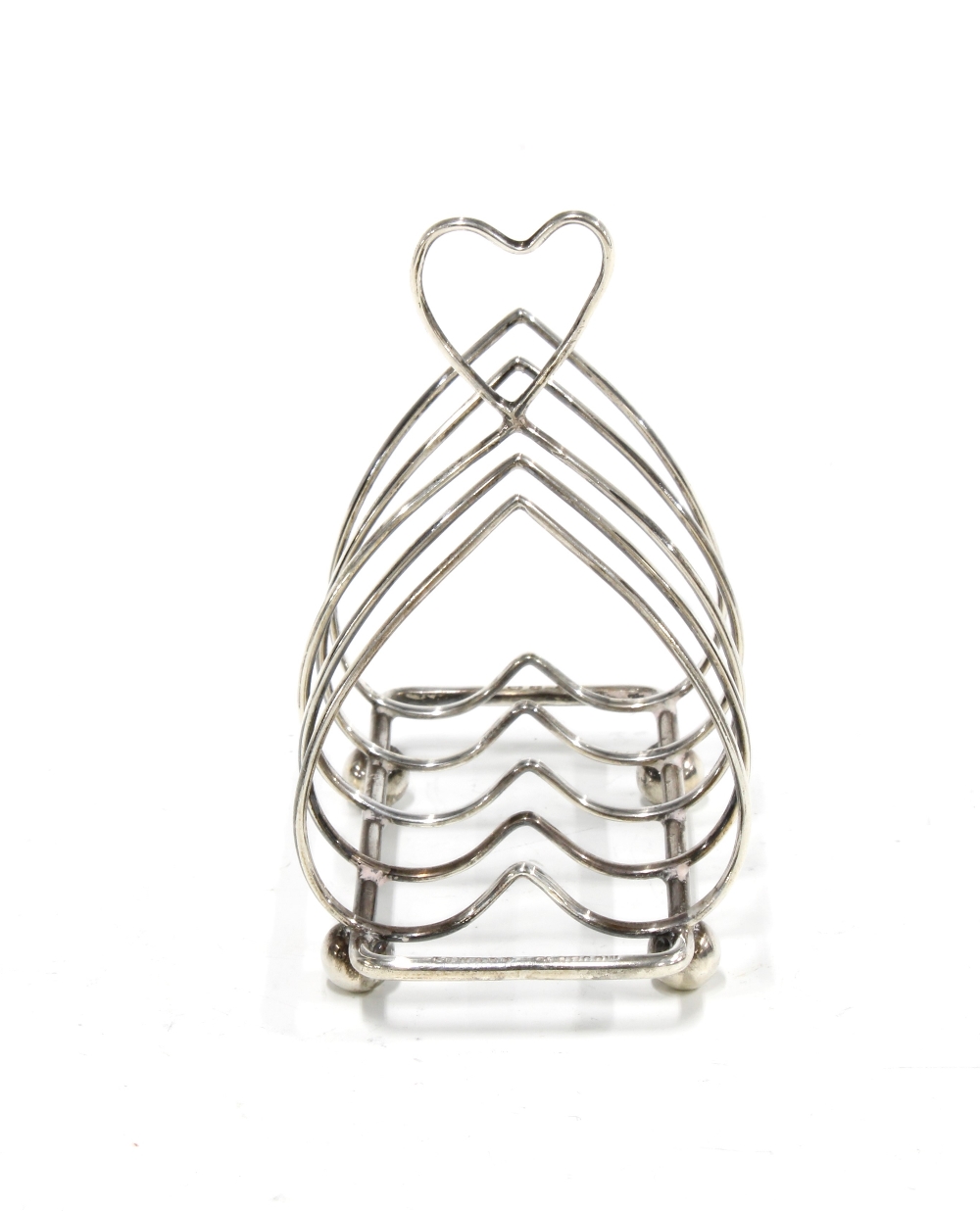 Silver love heart shaped toast rack, Birmingham 1938 . 9.5cm - Image 2 of 2