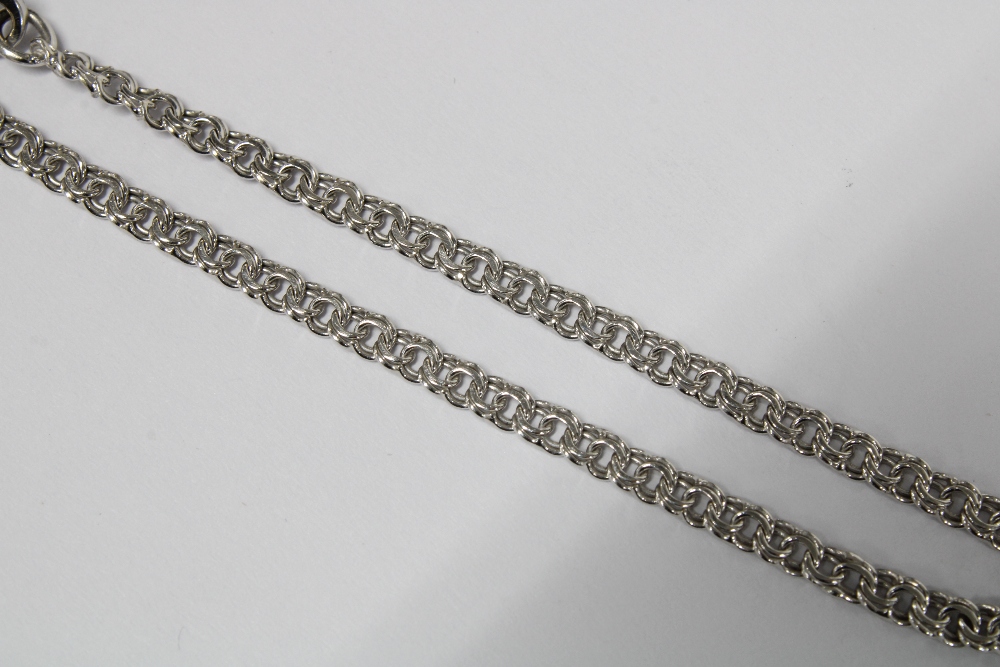 18ct white gold bracelet with double links, hallmarked and stamped 750 - Image 2 of 2