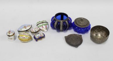 A collection of porcelain snuff and pill trinket boxes together with a white metal dish, blue