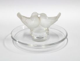 Lalique France glass dish with two doves, 10cm diameter