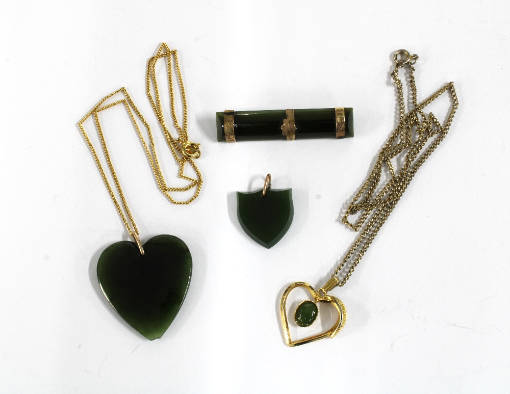 9ct gold mounted New Zealand green hardstone brooch and three pendants