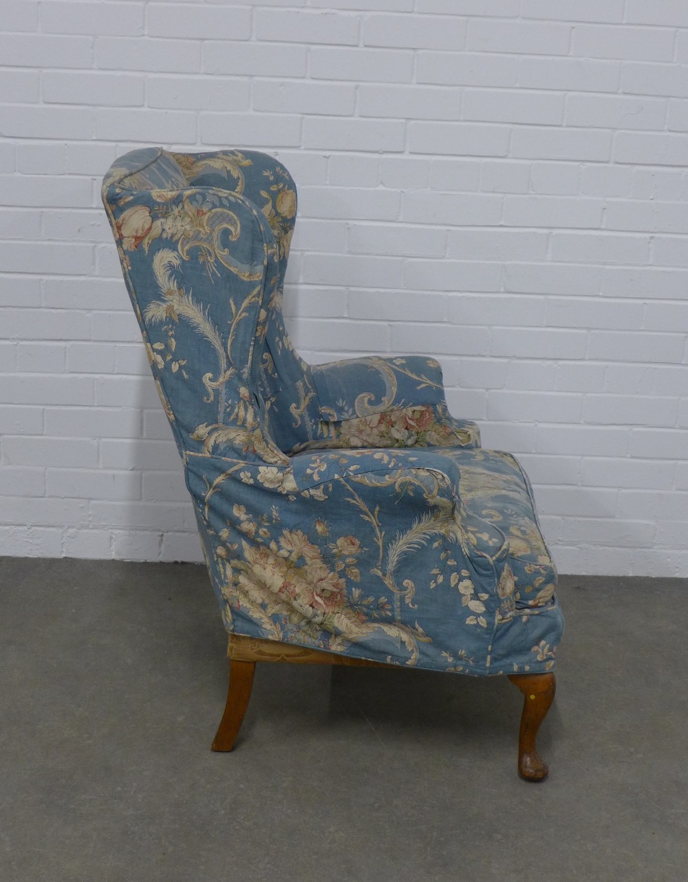Wingback armchair with country house floral upholstery / covers, 78 x 102 x 52cm. - Image 3 of 3