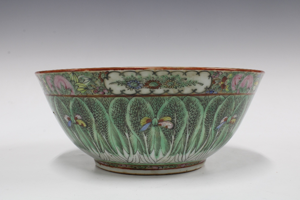 Chinese famille verte bowl, a modern blue and white bowl, Japanese prunus pattern bowl and a faience - Image 5 of 7