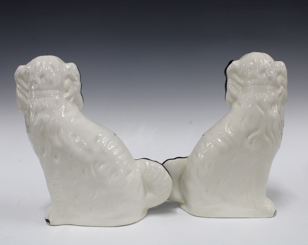 Pair of black and white pottery chimney spaniels by Wood (2) 28cm - Image 2 of 3