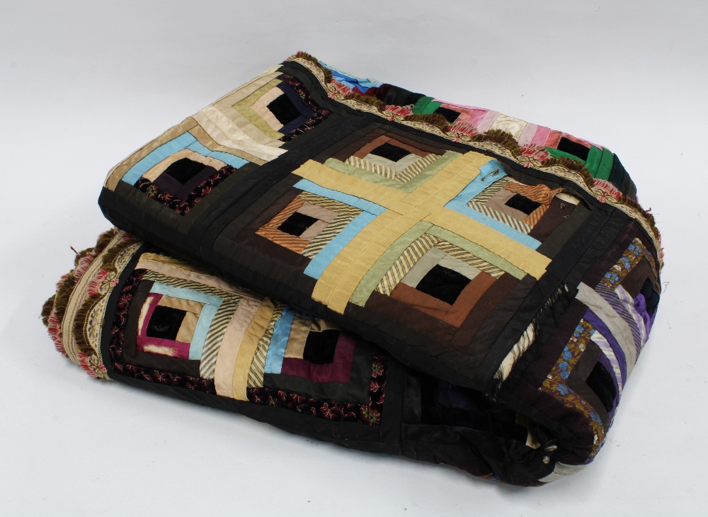 Early 20th century patchwork quilt, approx 180 x 190cm