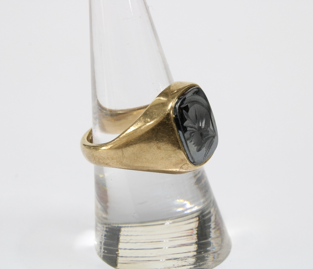 9ct gold hematite intaglio ring, Birmingham 1994 - Image 2 of 4