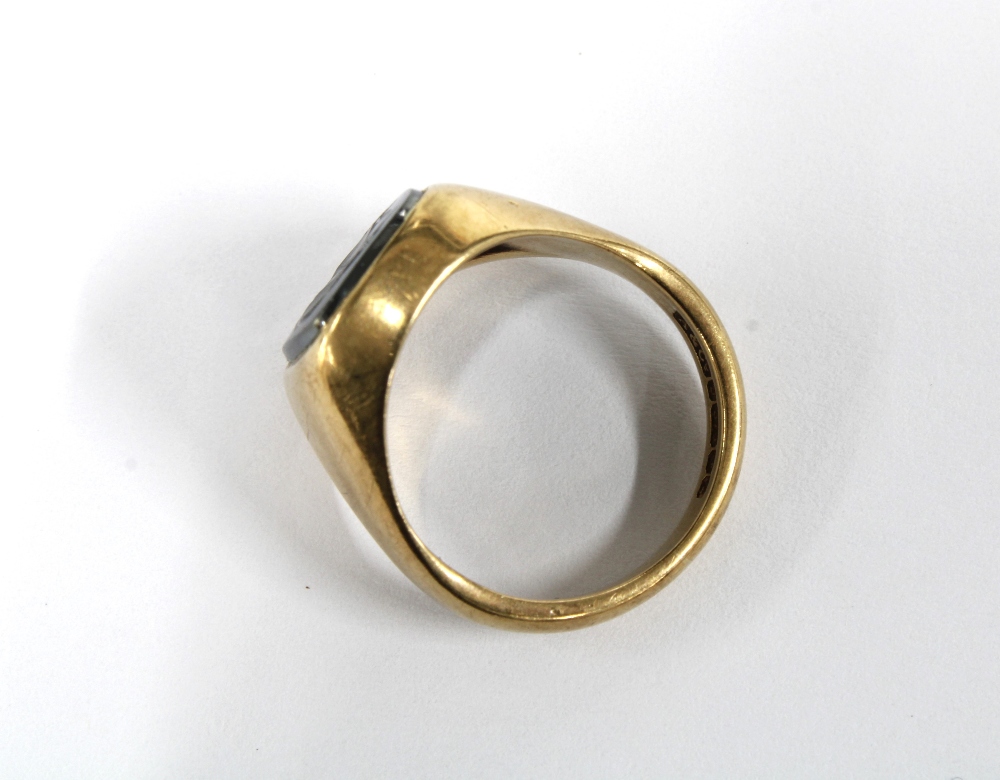 9ct gold hematite intaglio ring, Birmingham 1994 - Image 3 of 4