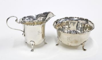 George V silver cream jug and sugar bowl, Birmingham 1911 (2)