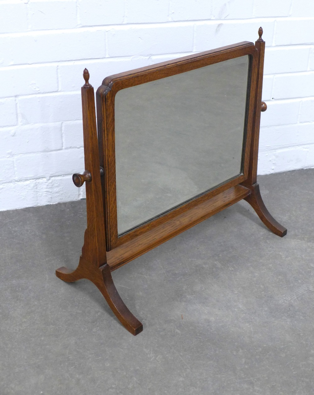 Oak dressing table mirror, 56 x 44cm. - Image 2 of 2
