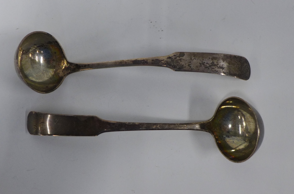 A pair of Georgian silver toddy ladles, oar pattern, Francis Howden, Edinburgh 1810, 15cm (2)