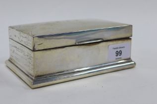 George V silver table cigarette box, London 1923, 15 x 10cm