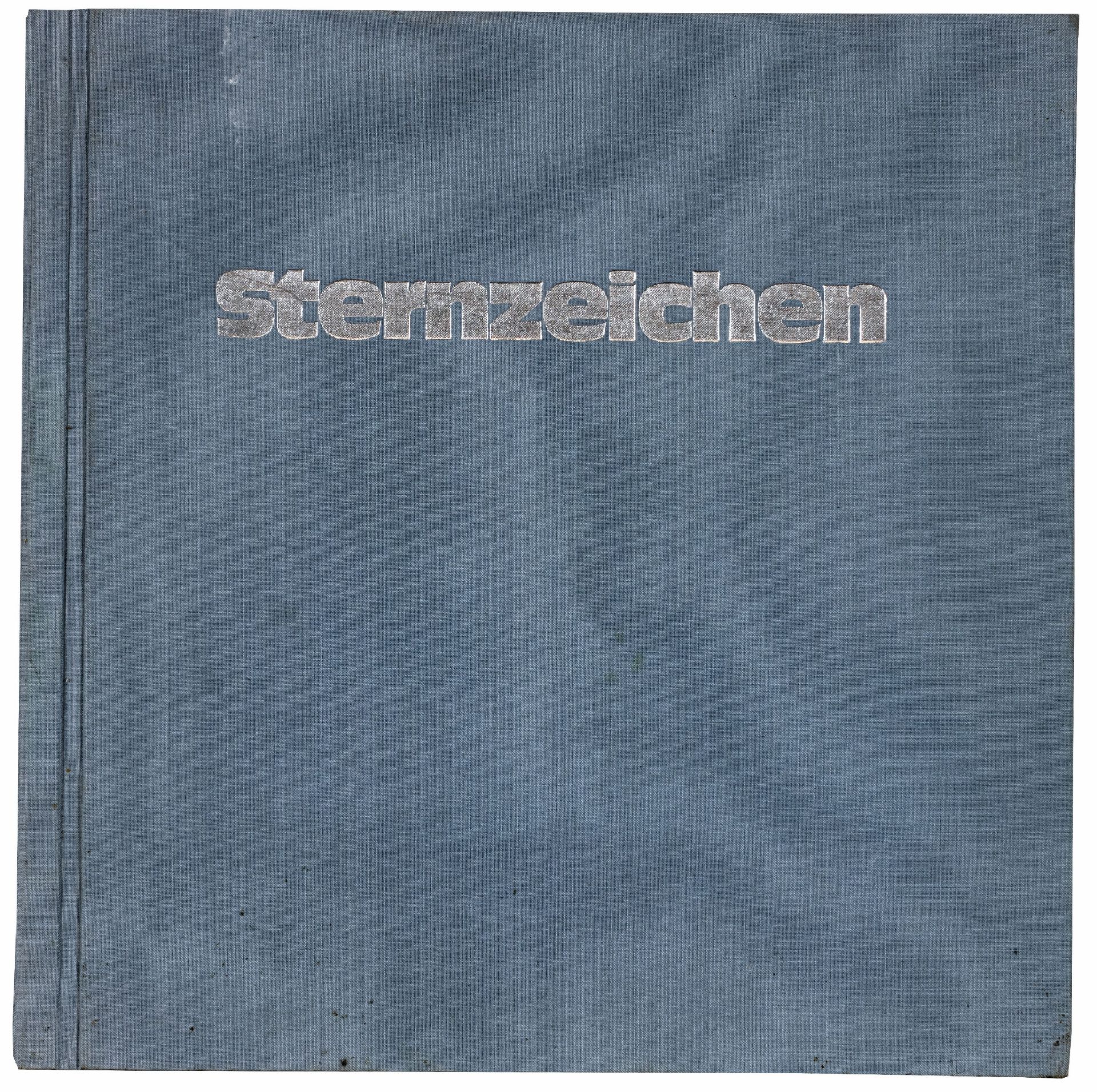 Lewandowski, Erika (1943 in Nürnberg) und Herwig (1936 in Stettin) | Künstlerbuch: "Sternzeichen"