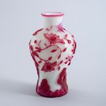 A RED OVERLAY GLASS VASE, QIANLONG MARK AND POSSIBLY OF THE PERIOD