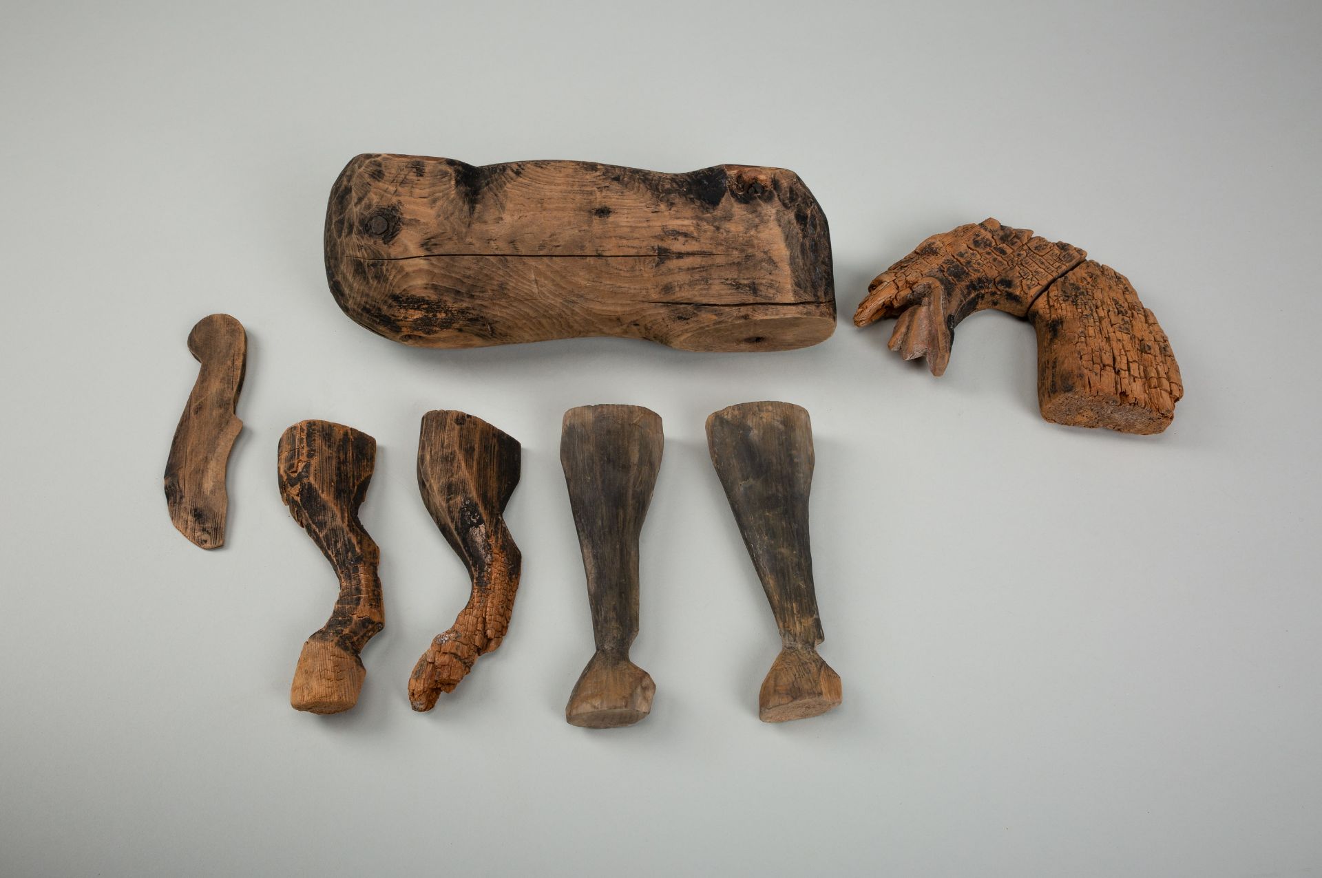 A WOOD FIGURE OF A HORSE, HAN DYNASTY AND LATER - Image 8 of 8