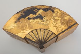 A FINE GOLD LACQUER FAN-SHAPED TWO-CASE BOX AND COVER WITH INTERIOR TRAY