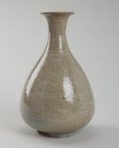 A PUNCH'ONG PORCELAIN BOTTLE VASE, JOSEON DYNASTY, 15TH-16TH CENTURY