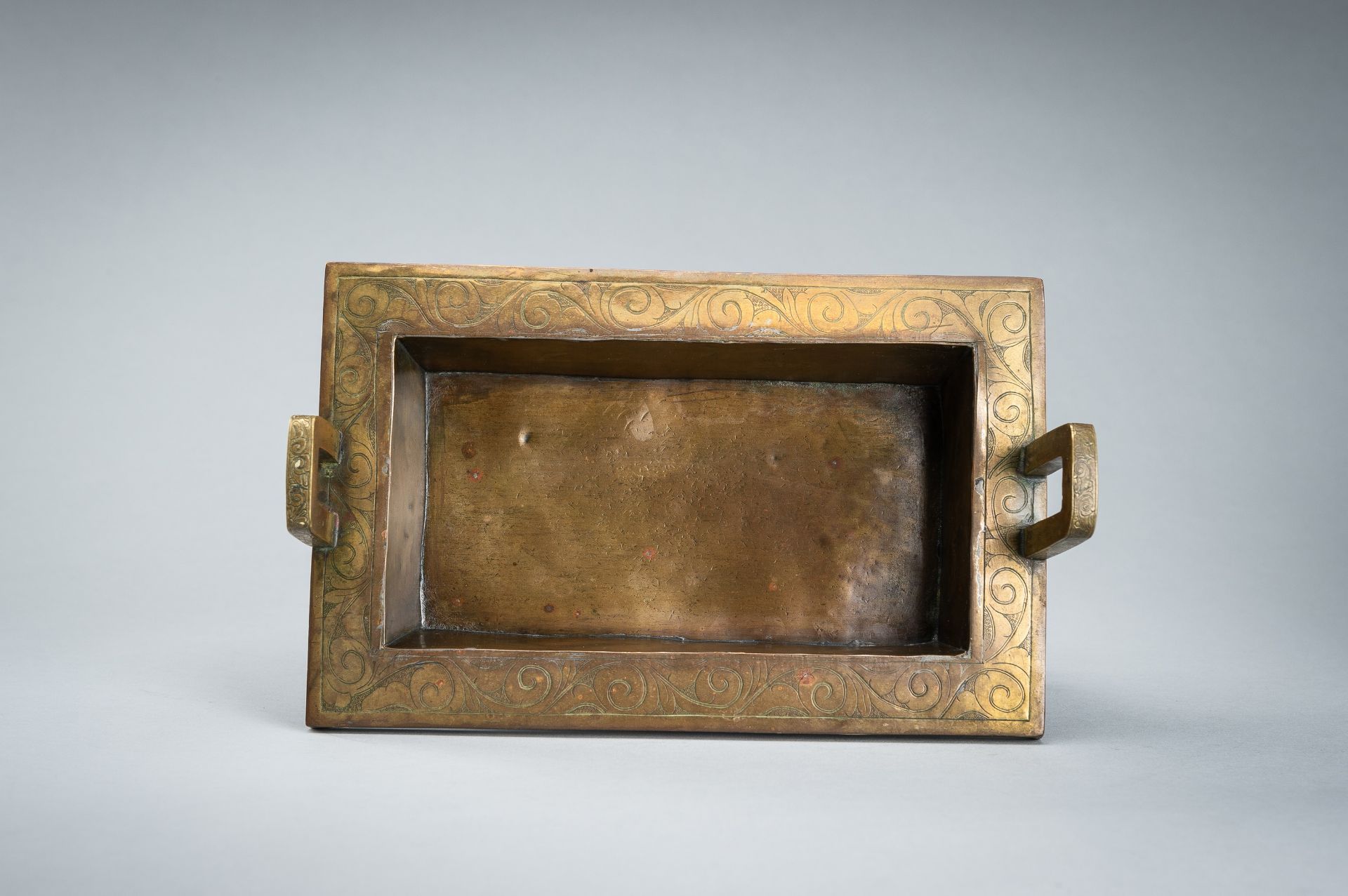 A GILT COPPER REPOUSSE CENSER AND RETICULATED COVER, FANGDING, QING DYNASTY - Image 19 of 20