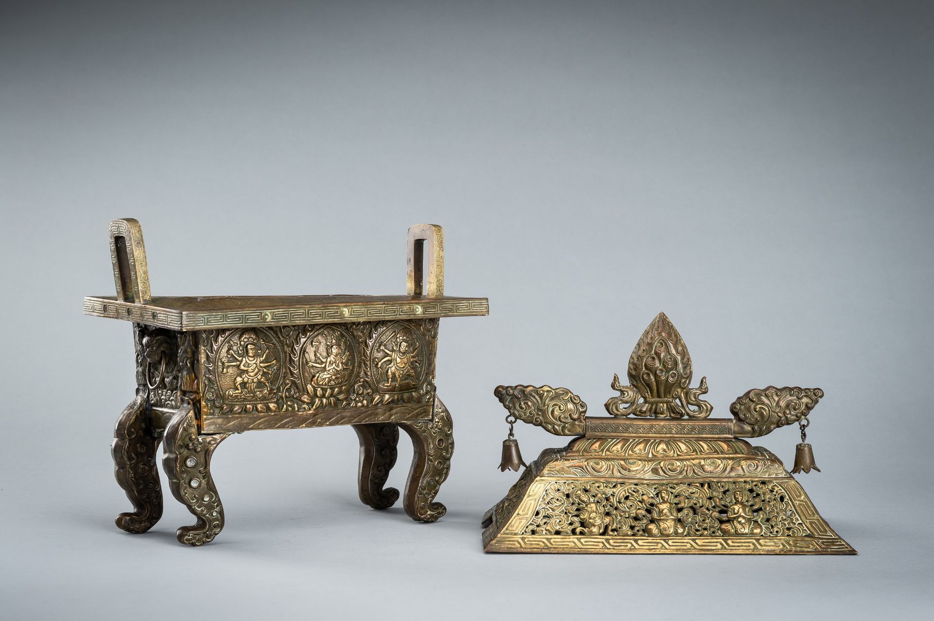 A GILT COPPER REPOUSSE CENSER AND RETICULATED COVER, FANGDING, QING DYNASTY - Image 14 of 20