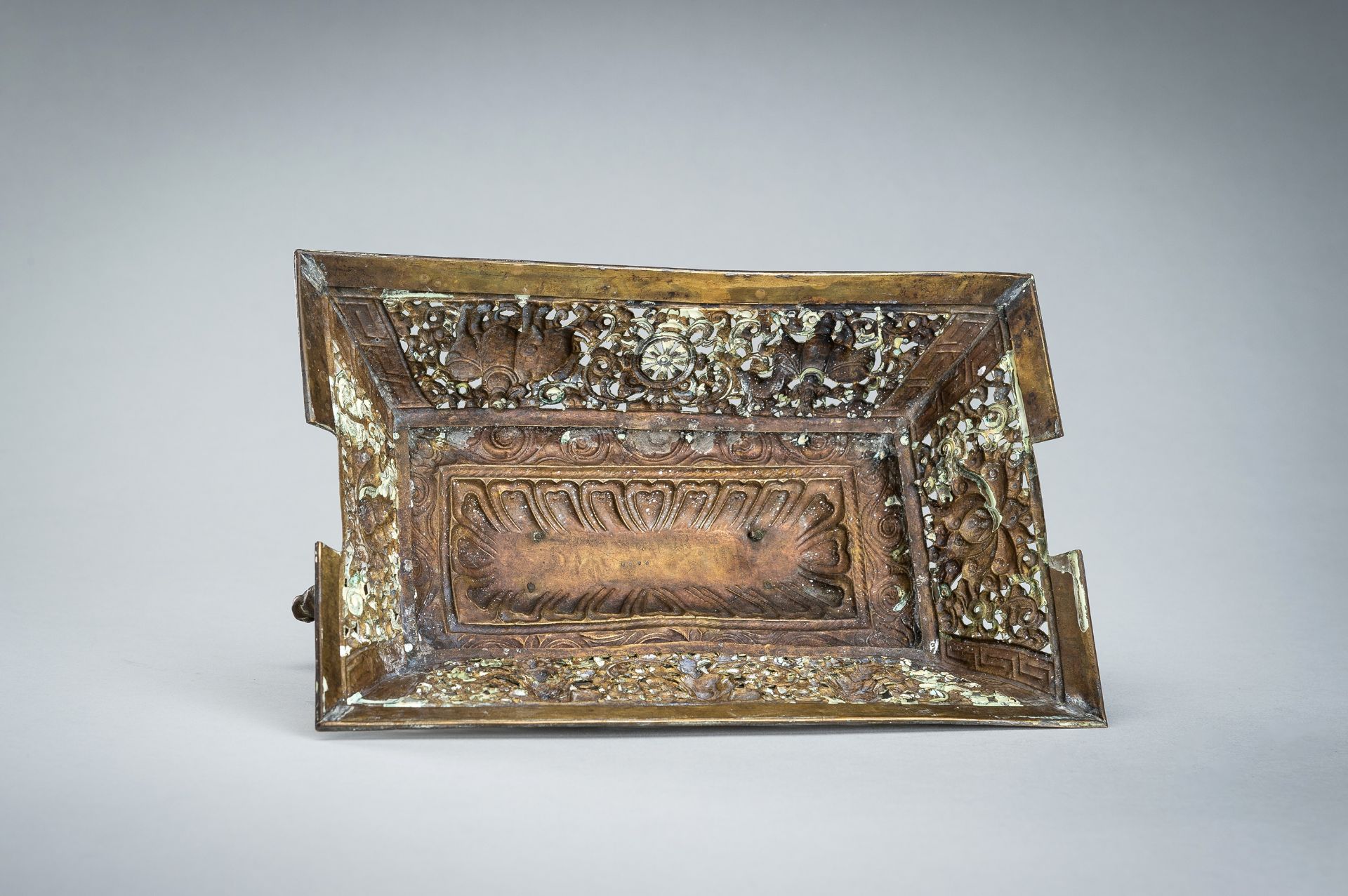 A GILT COPPER REPOUSSE CENSER AND RETICULATED COVER, FANGDING, QING DYNASTY - Image 17 of 20