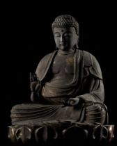 A FINE WOOD FIGURE OF AMIDA NYORAI, LATE MUROMACHI