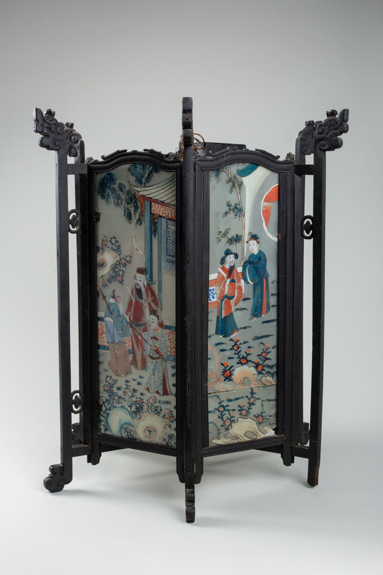 A WOOD AND REVERSE GLASS PAINTED LANTERN, c. 1920s - Image 7 of 7