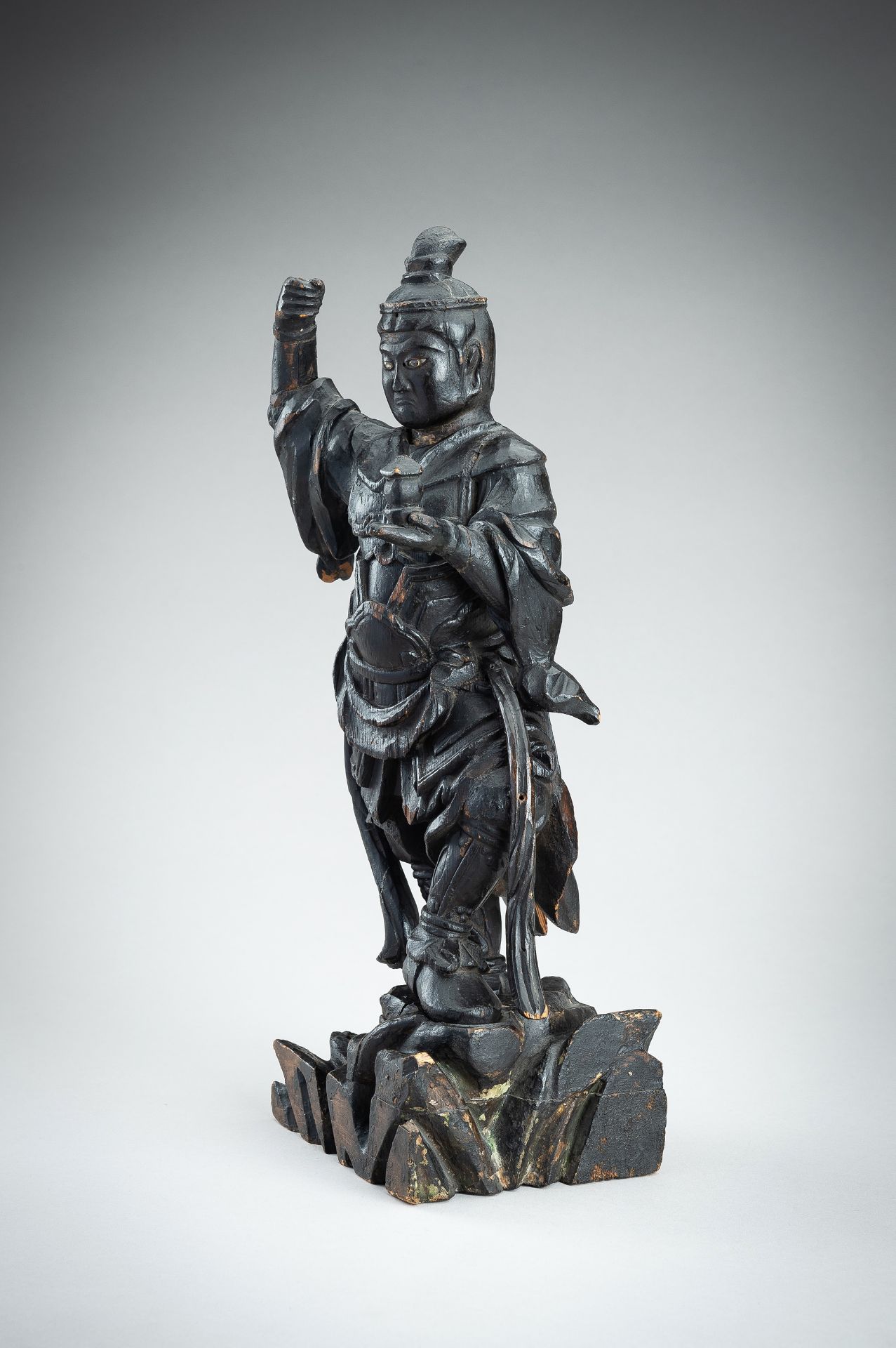 A WOOD FIGURE OF BISHAMONTEN, EDO - Image 3 of 18