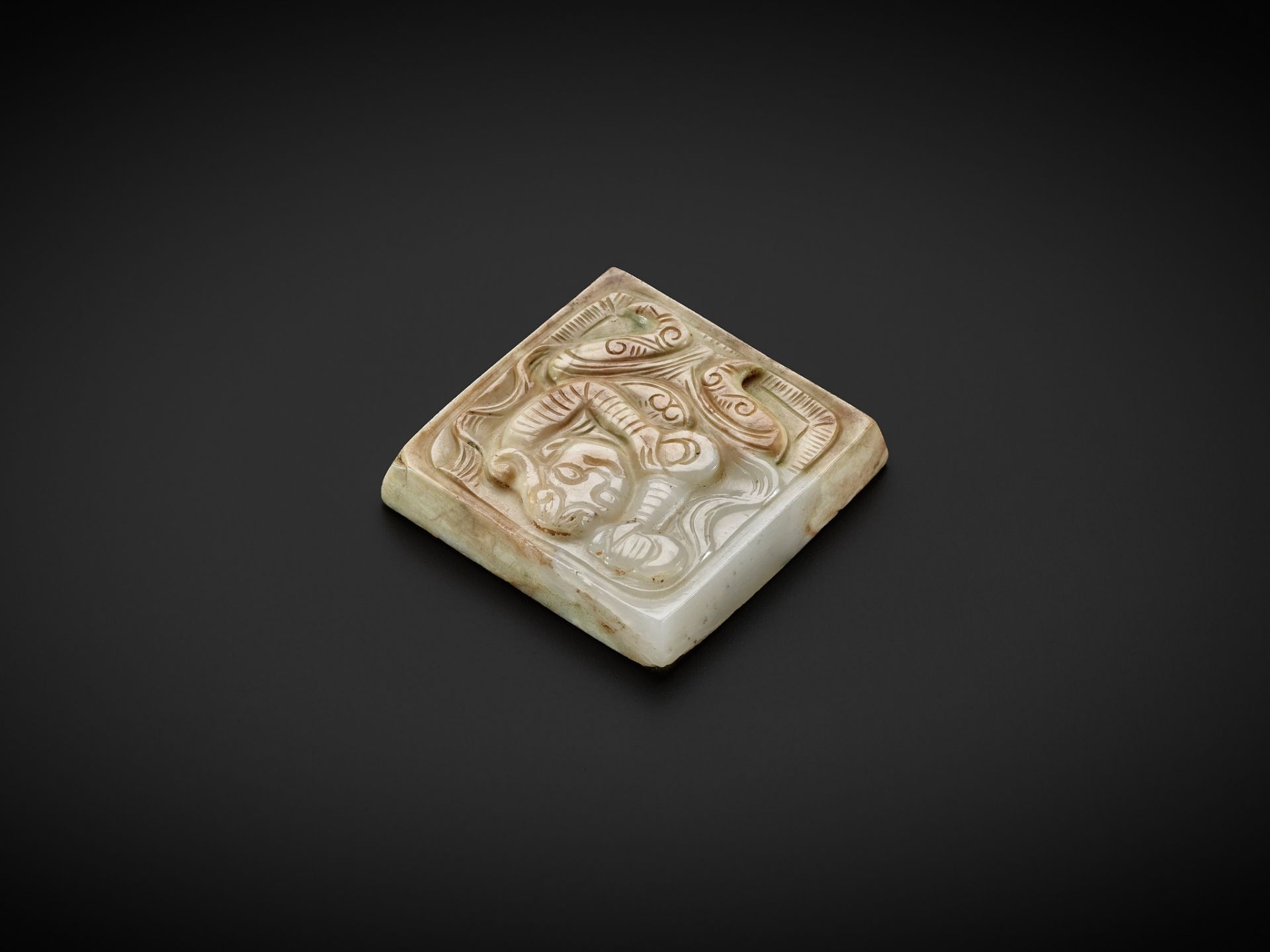 A JADE 'MUSICIAN' BELT PLAQUE, TANG DYNASTY - Image 8 of 11