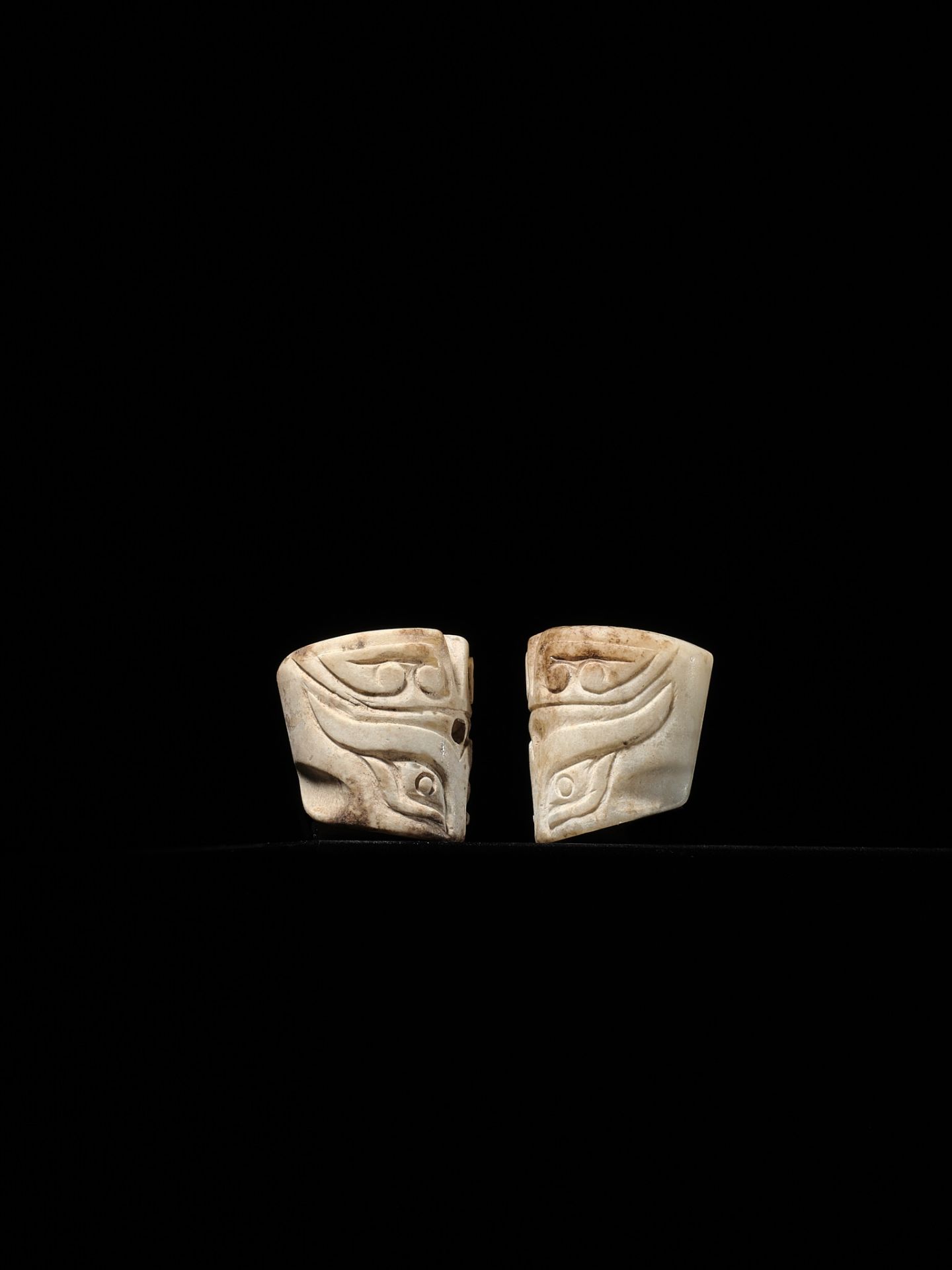 A PAIR OF CYLINDRICAL 'TAOTIE MASK' JADE BEADS, SHANG DYNASTY - Image 8 of 13