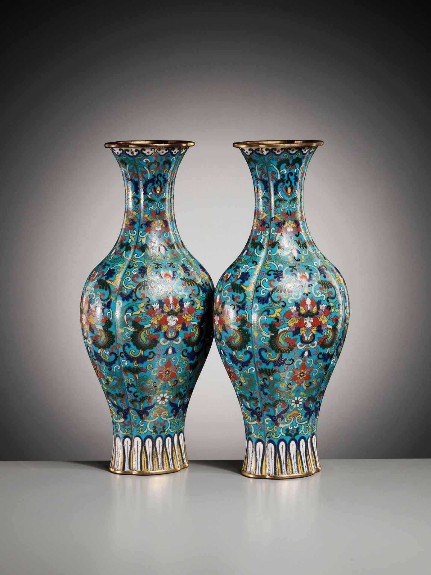 AN IMPERIAL PAIR OF QUADRILOBED CLOISONNÉ ENAMEL ‘LOTUS’ VASES, QIANLONG MARK AND OF THE PERIOD - Image 8 of 17