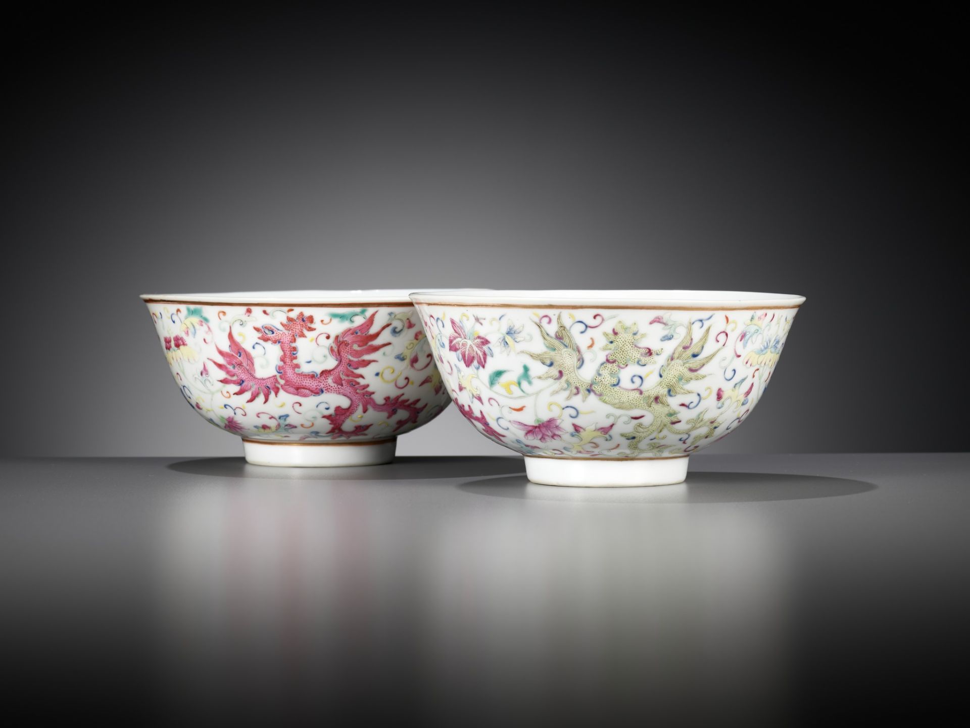 A PAIR OF FAMILLE-ROSE 'PHOENIX' BOWLS, GUANGXU MARK AND PERIOD - Image 10 of 16