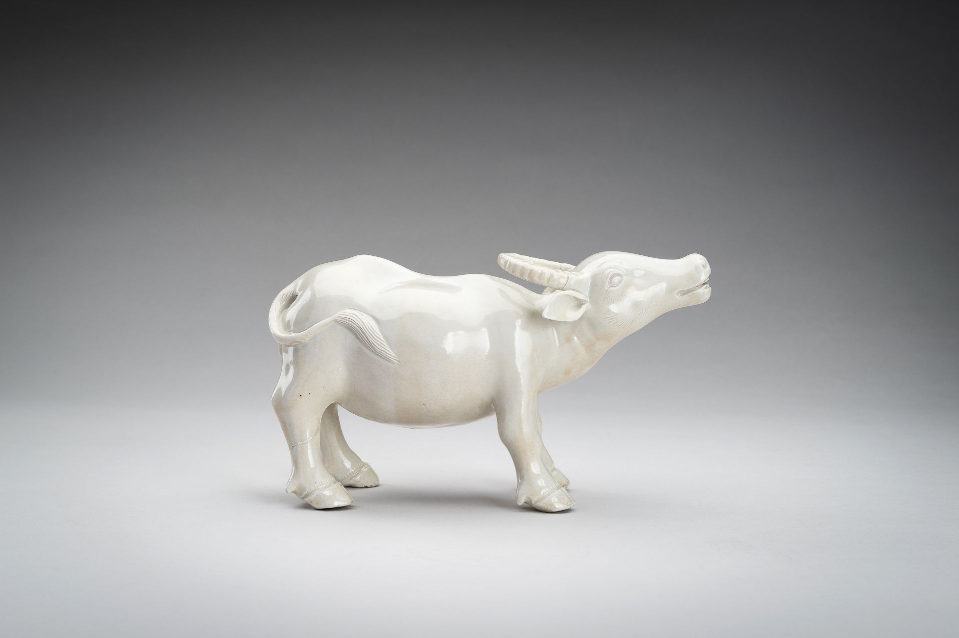 A DEHUA FIGURE OF AN OX, QING DYNASTY - Image 7 of 12