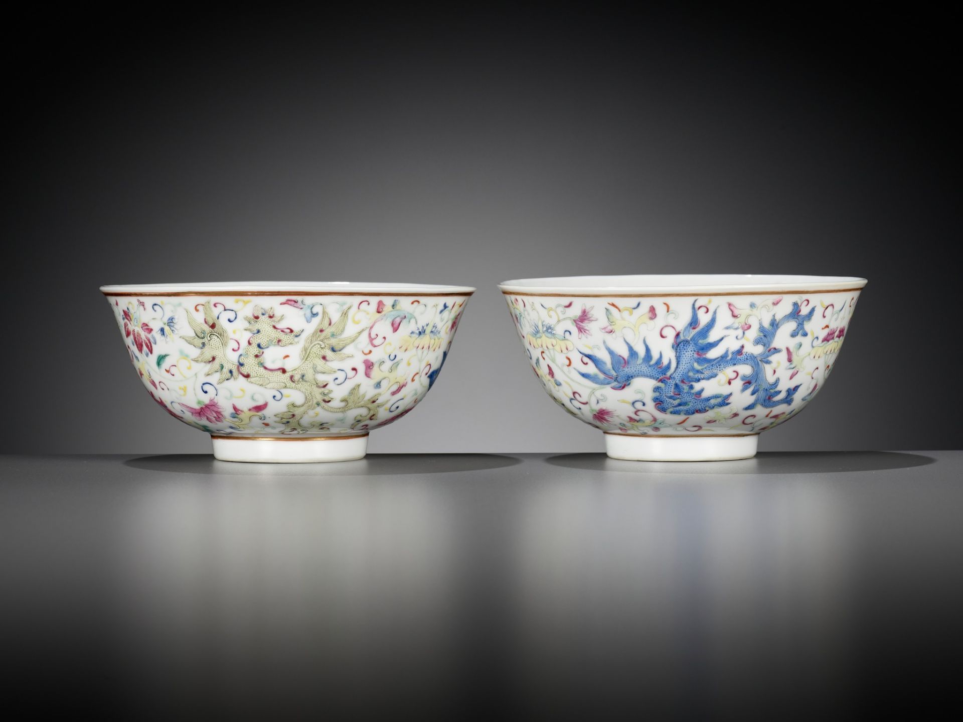 A PAIR OF FAMILLE-ROSE 'PHOENIX' BOWLS, GUANGXU MARK AND PERIOD - Image 9 of 16