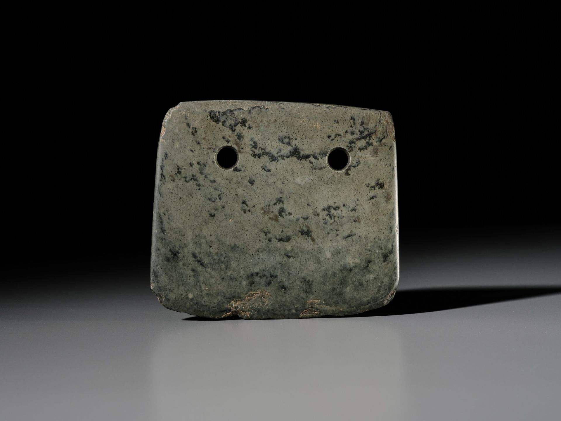 A SPINACH-GREEN JADE AXE BLADE, FU, NEOLITHIC PERIOD - Image 2 of 11