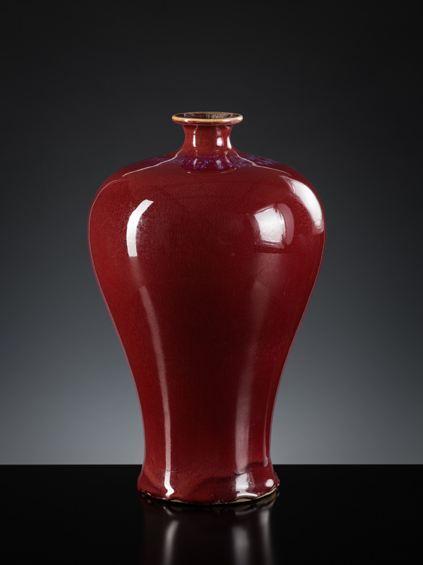 A FLAMBE-GLAZED VASE, MEIPING, LATE QING DYNASTY TO REPUBLIC PERIOD - Image 5 of 8