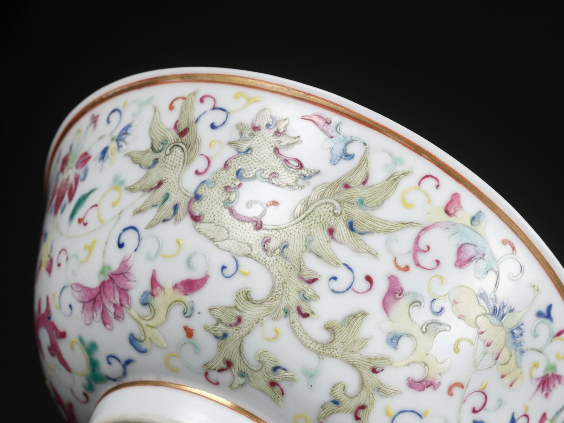 A PAIR OF FAMILLE-ROSE 'PHOENIX' BOWLS, GUANGXU MARK AND PERIOD - Image 14 of 16
