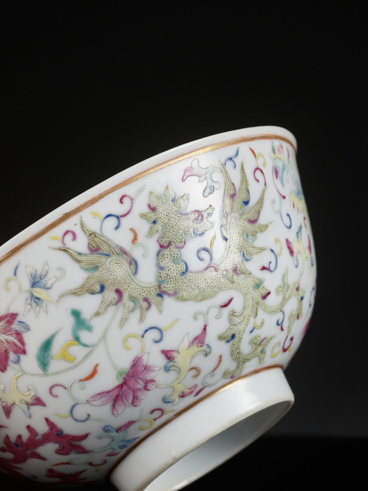 A PAIR OF FAMILLE-ROSE 'PHOENIX' BOWLS, GUANGXU MARK AND PERIOD - Image 7 of 16