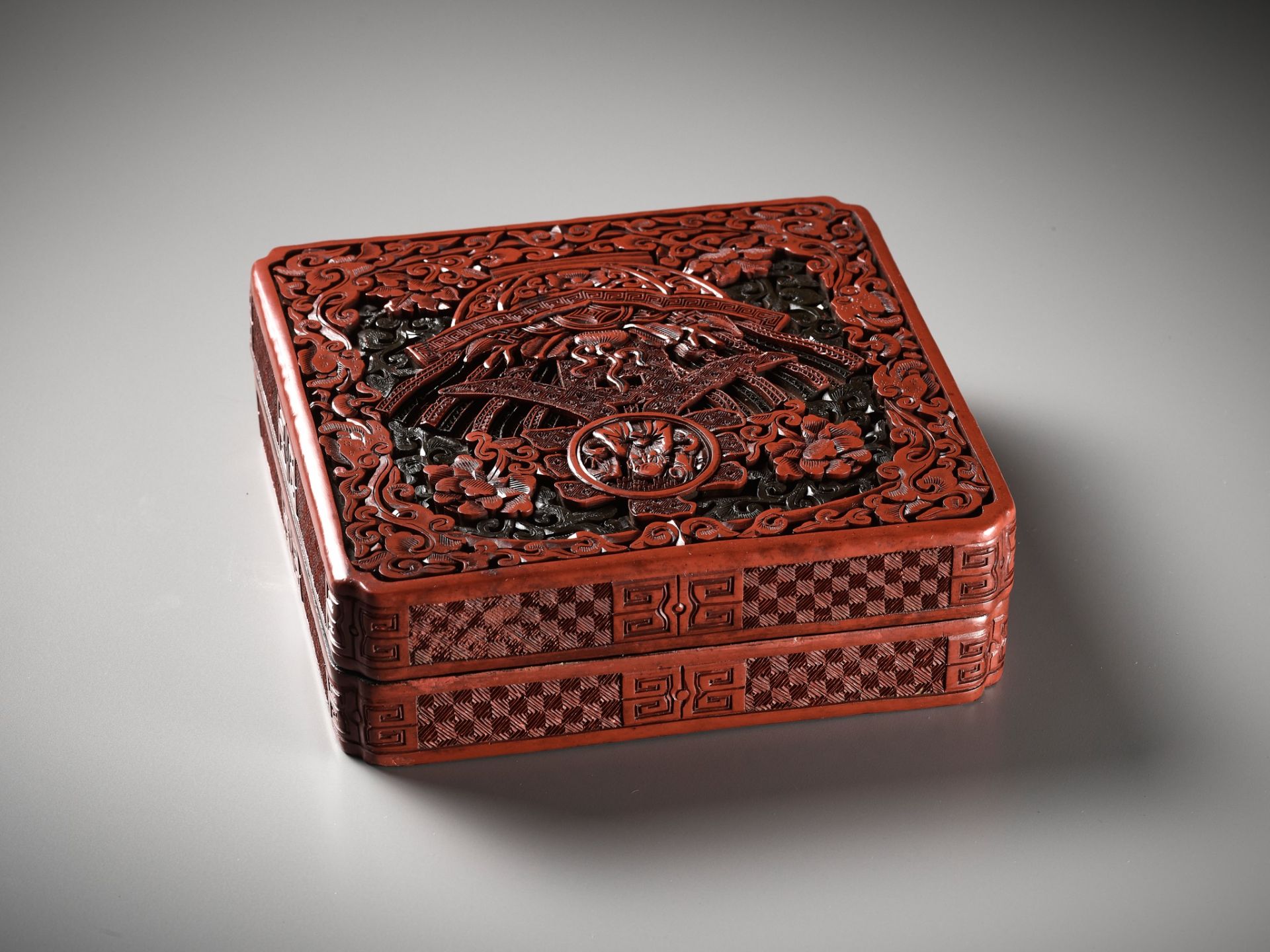 A SQUARE THREE-COLOR LACQUER 'CHUN' SPRING BOX AND COVER, QING DYNASTY - Image 8 of 11