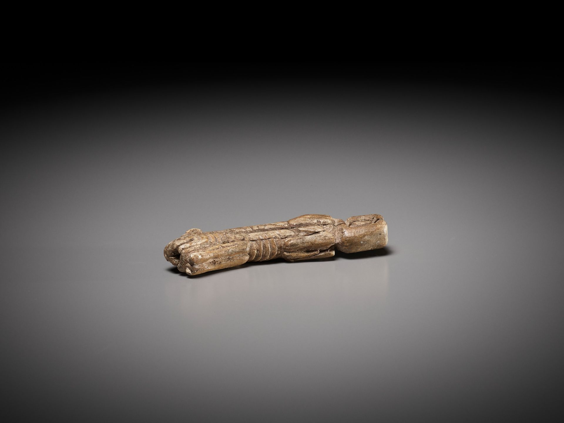 A RARE CARVED BONE FIGURE OF A TIGER, SHANG DYNASTY - Image 13 of 17