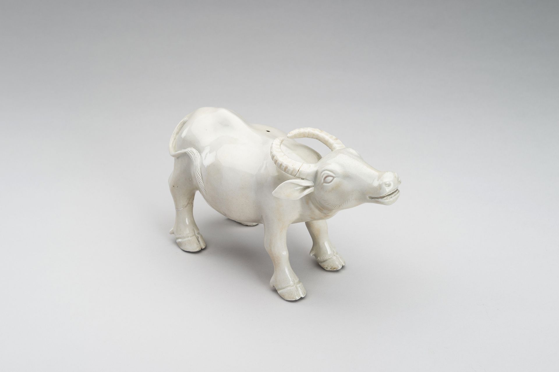 A DEHUA FIGURE OF AN OX, QING DYNASTY - Image 8 of 12