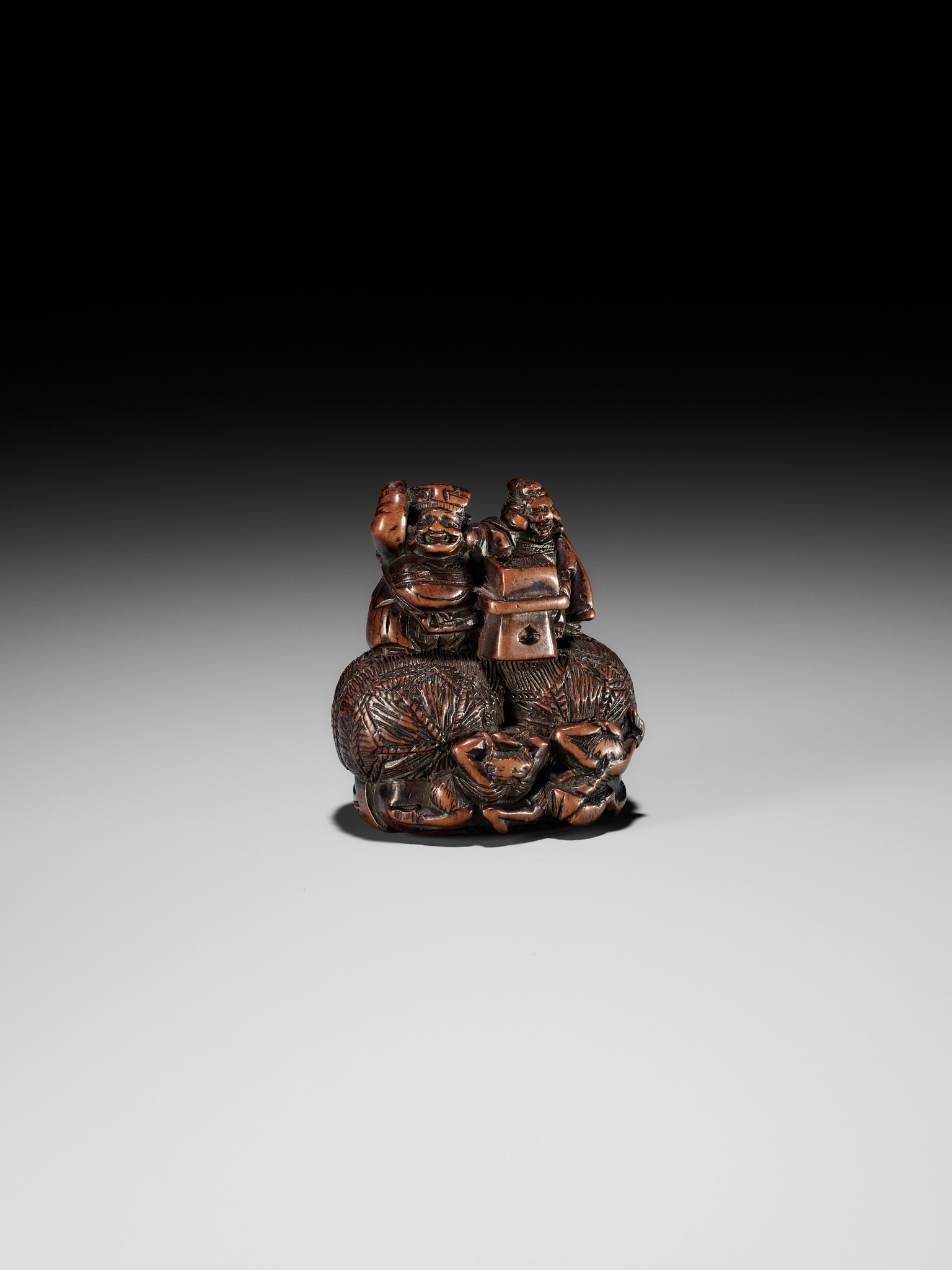 KAZUNORI: A LARGE WOOD NETSUKE OF DAIKOKU AND EBISU AT SETSUBUN - Image 11 of 14