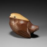 SUKENAO: A CHARMING HIDA SCHOOL ITTOBORI YEW WOOD NETSUKE OF A CHIDORI (PLOVER)