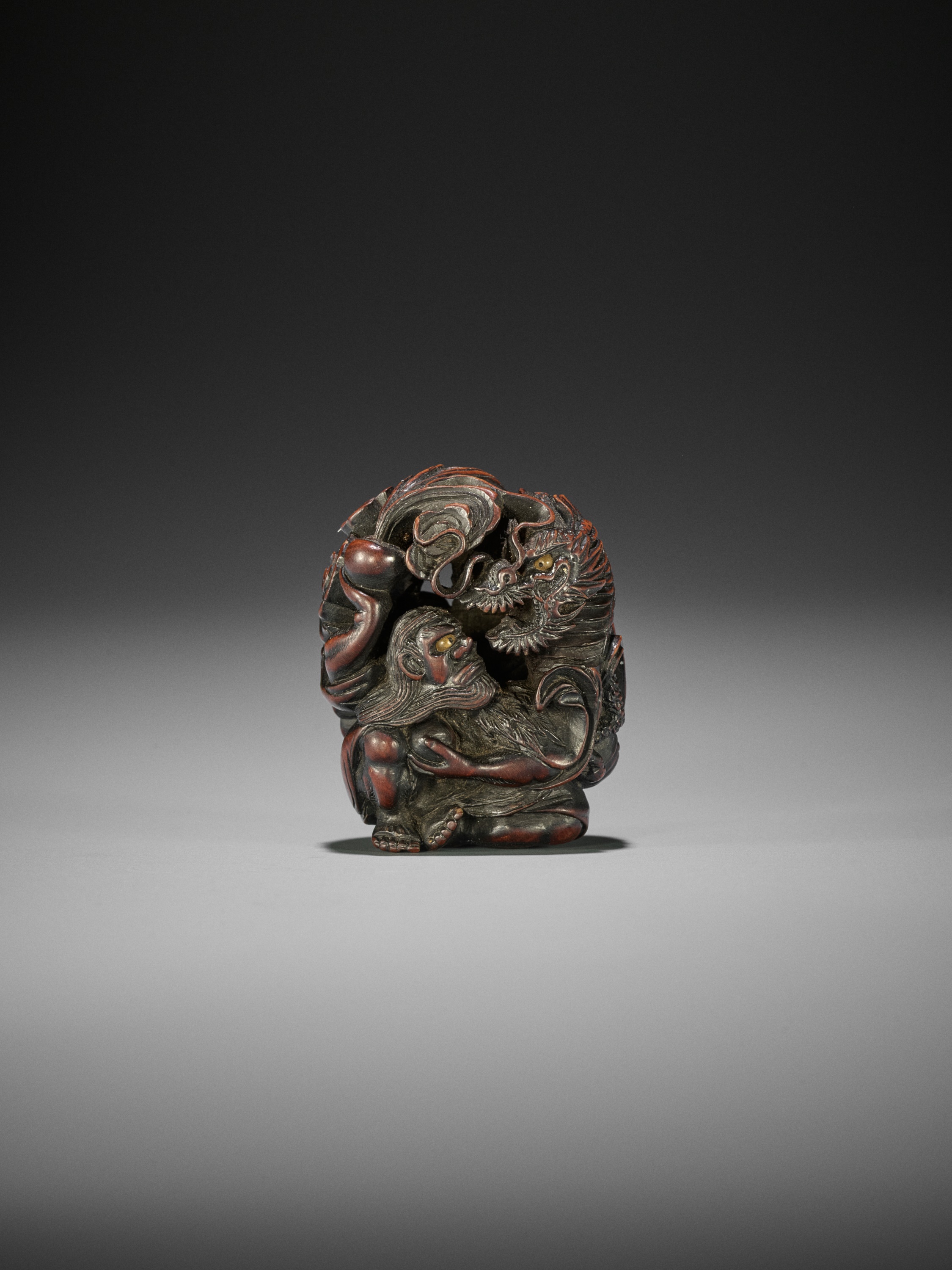 SADAKATA: A SUPERB WOOD NETSUKE OF RAKAN HANDAKA SONJA WITH DRAGON - Image 7 of 15